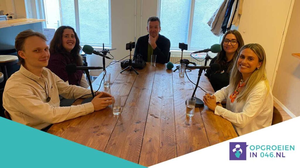 Podcast over de Social Hub: een plek waar jongeren elkaar ontmoeten en groeien